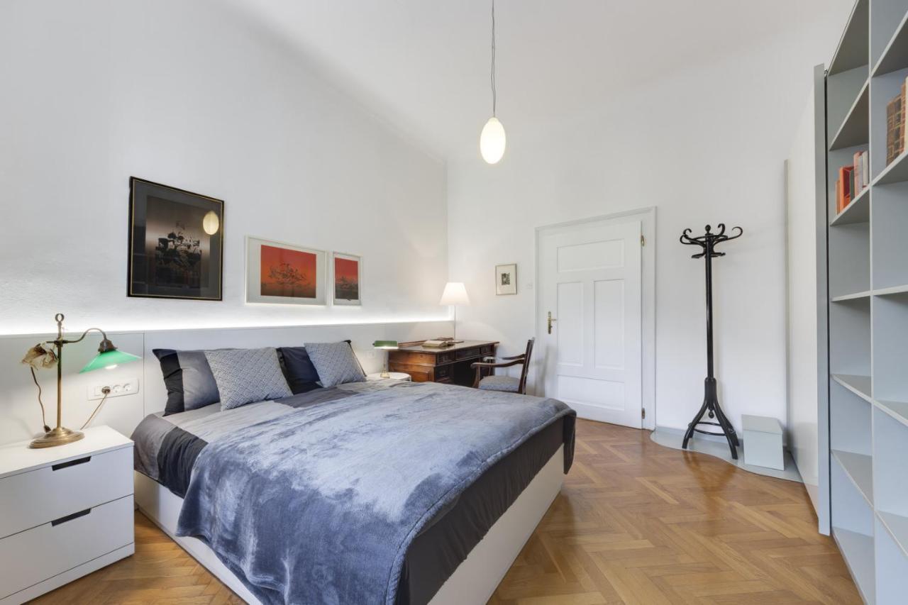 City Center Apartment With Parking Любляна Екстериор снимка