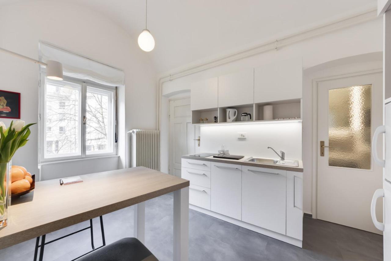 City Center Apartment With Parking Любляна Екстериор снимка